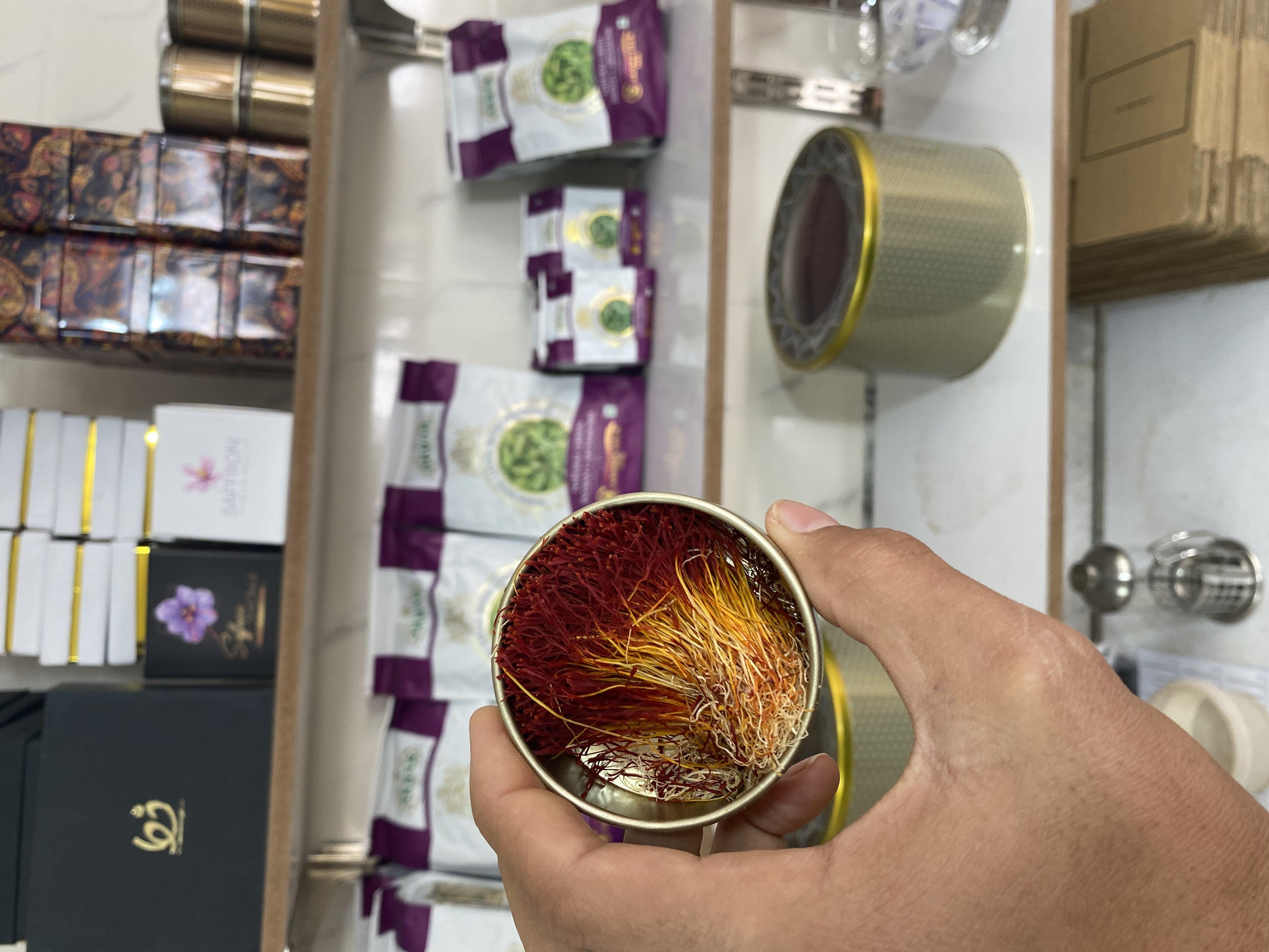  زعفران دختر پیچ یک مثقالی درجه یک