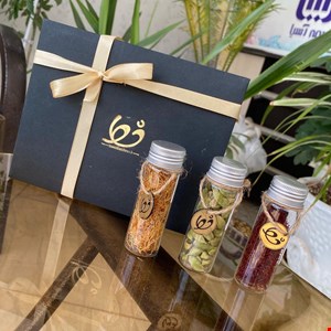 پک کادویی زعفران و هل