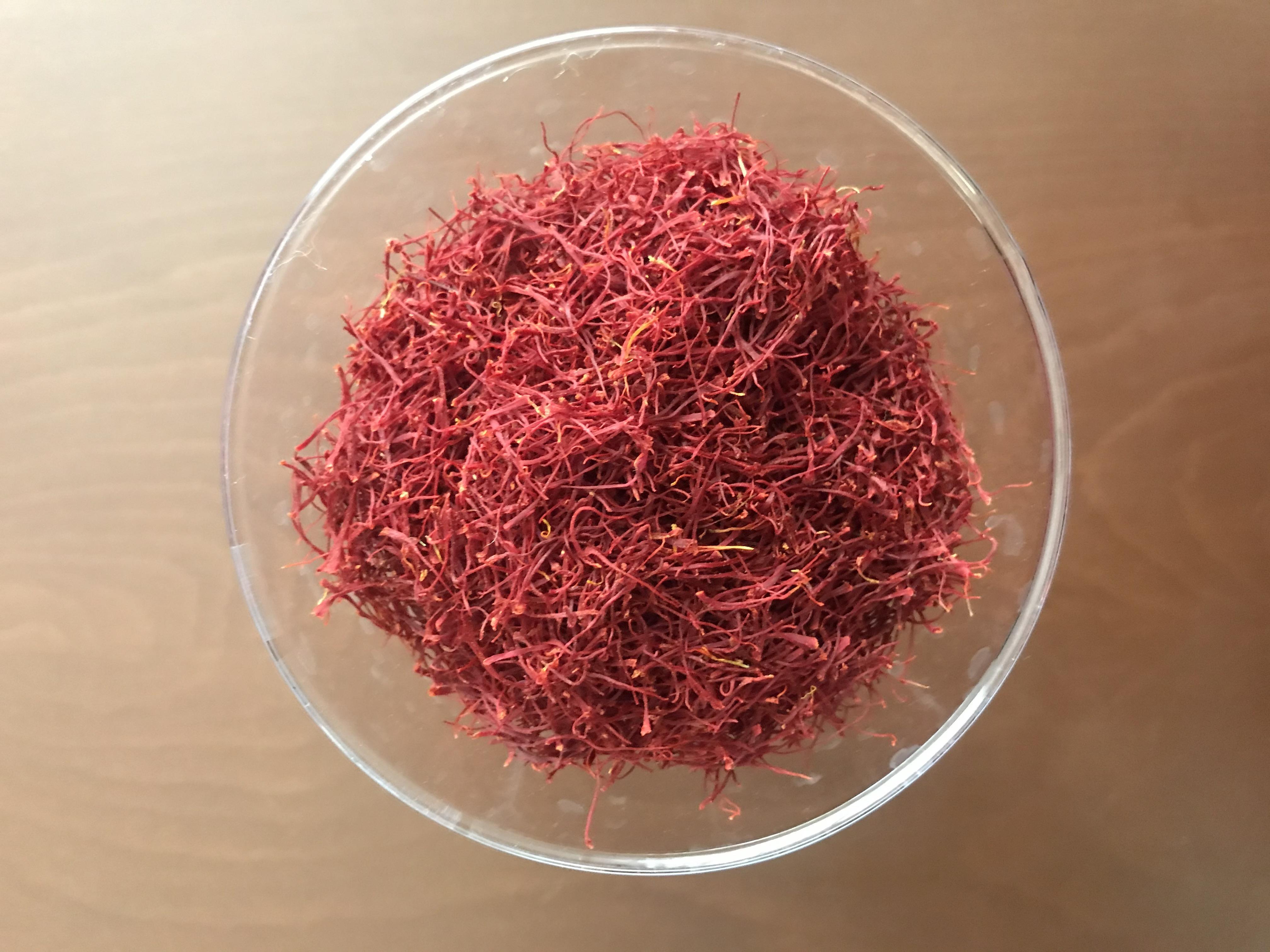  زعفران سرگل درجه یک محصول کشاوارزان سرایانی